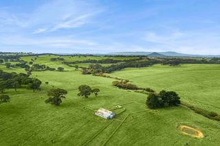 Classic Country Property With Creek Frontage For Sale