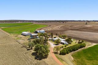 For Sale: Productive Grain + Cattle Property With Excellent Infrastructure